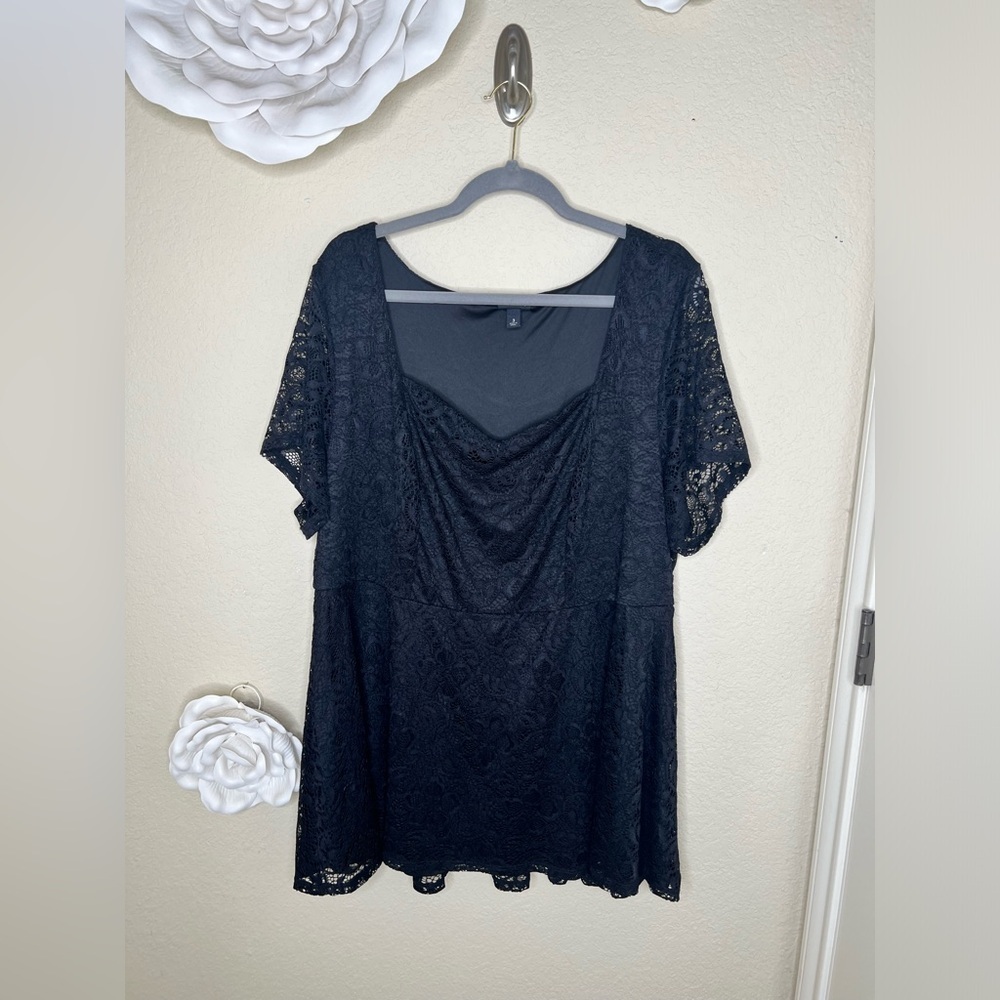NTM: Torrid Black Lace Sweetheart Neckline Short Sleeves Blouse Size 3